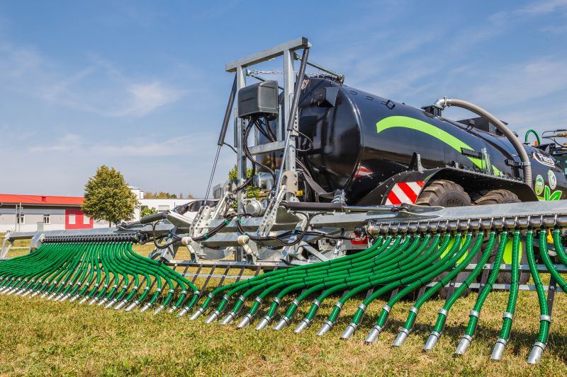 Fliegl Skate Compact – endless screw injector