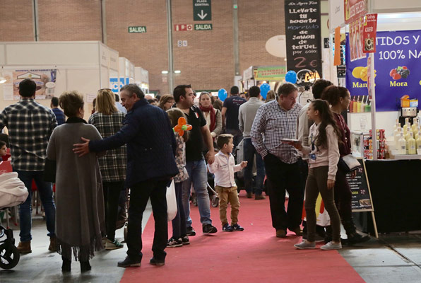La fiesta se traslada a Feria
General, que permanecerá
abierta hasta el domingo
